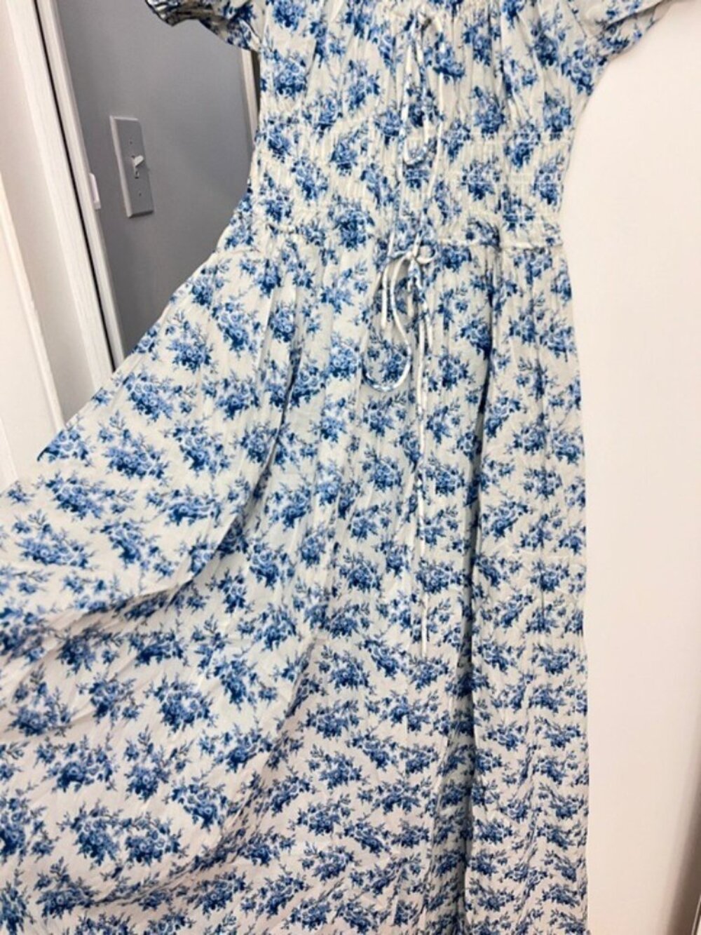 Doen Ashlynn tie-detailed floral-print organic cotton voile midi dress, M - Picture 11 of 13